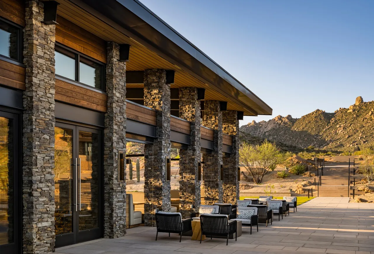 The stone terrace outside the lobby